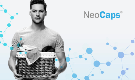 Man with laundry basket and Neocaps - Hombre con cesta de ropa y Neocaps - Iberchem